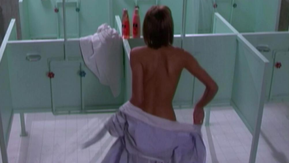 Ariel Rebel голая на балконе