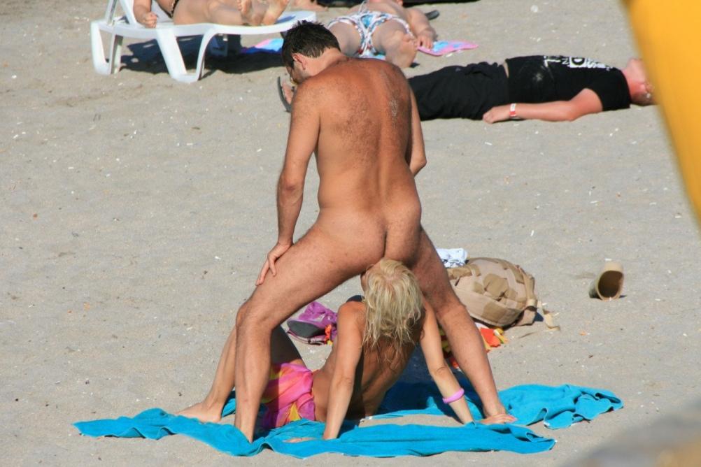 Подсмотренные вагины на пляже