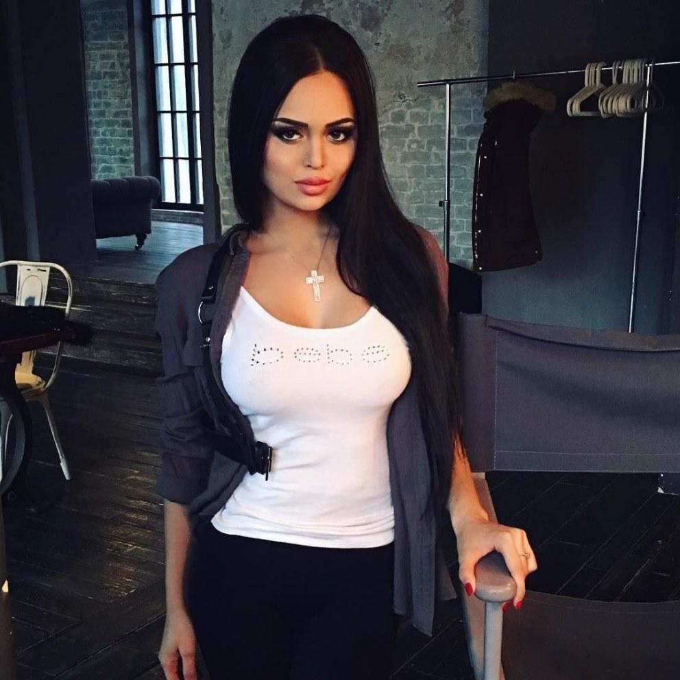 Нита Кузьмина в спортзале